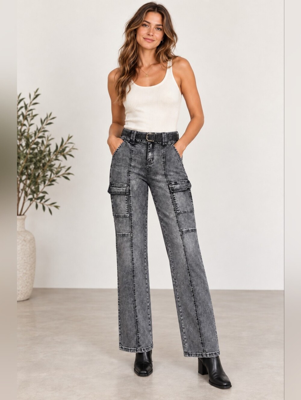 Madden NYC Charcoal Black Stone Wash Straight Leg Cargo Jeans Size 6